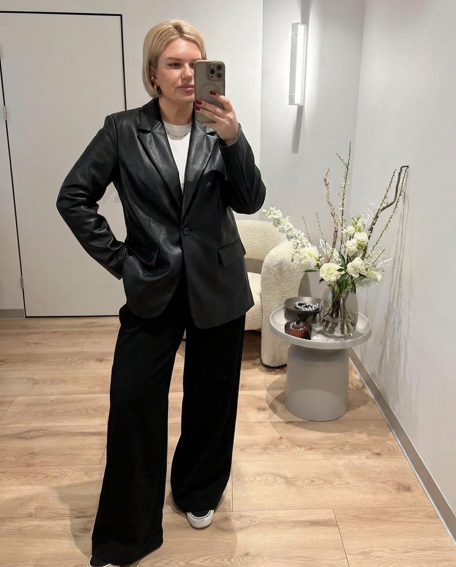 Lux | Faux Leather Blazer Black Tailored Fitted