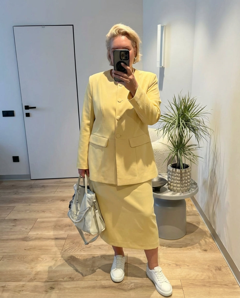 Margot | Casual Collarless Womens Blazer Cream Button Front