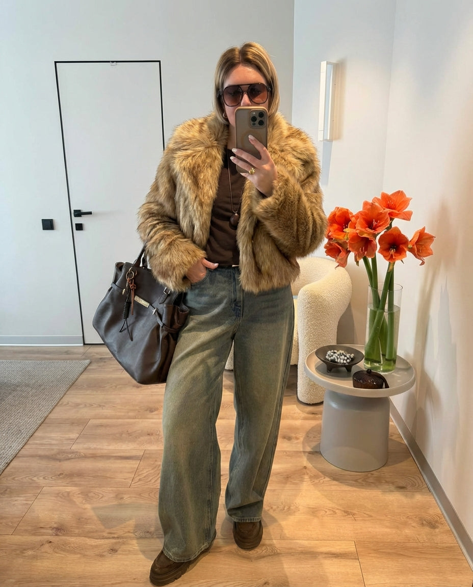 Nella | Cropped Faux Fur Jacket Camel Oversized Collar