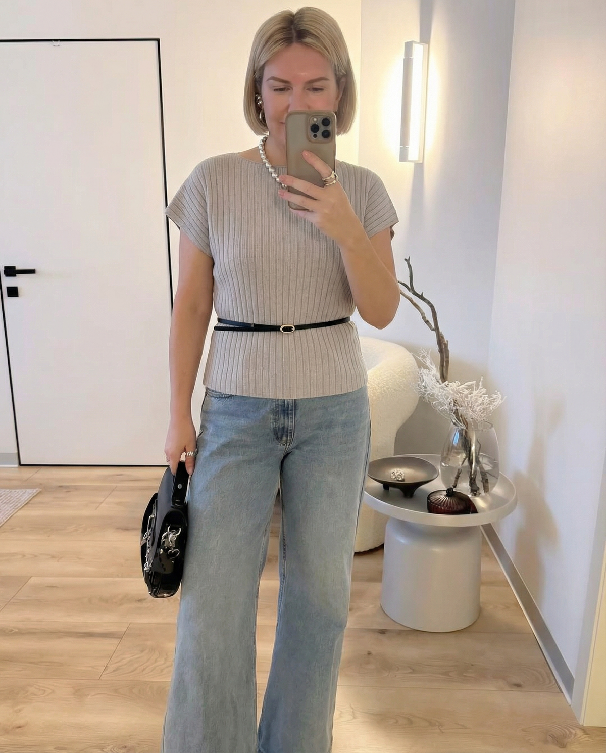 Vera | Ribbed Crop Top Cream Short Sleeve Belted