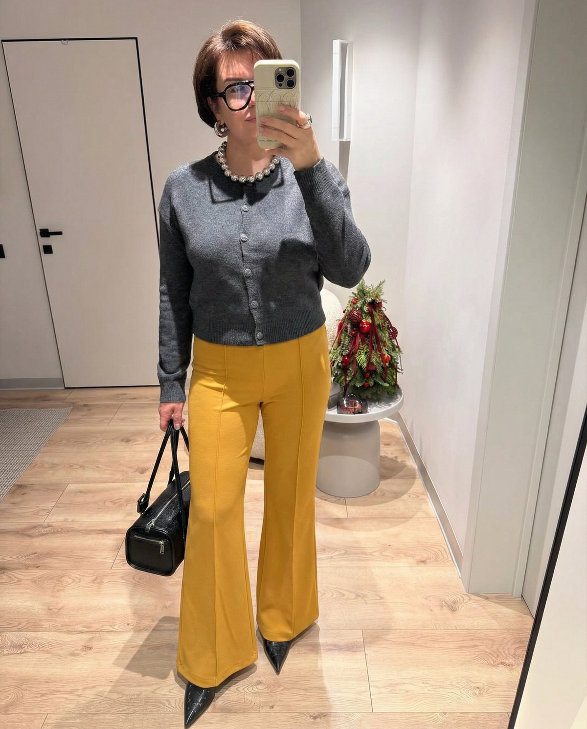 Vera | Flared Pants Yellow Elastic Waist